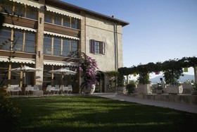 Villa Arcadio Hotel & Resort