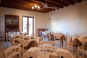 Al Borgo Trattoria Con Alloggio