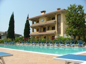 Gardenia Hotel