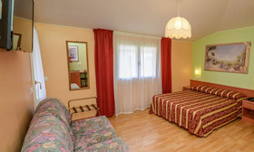 Hotel Benaco