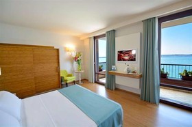 Hotel Eden