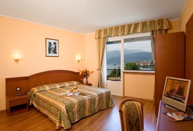 Hotel Flora Stresa