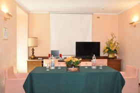 Cavour 30TRE - Hotel Moderno