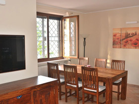 Villa Sybille With Pool And Lake View