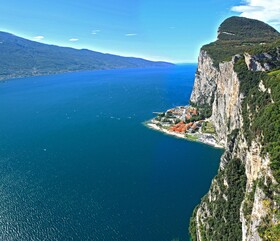 Holideal Campione Exclusive