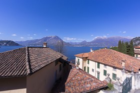 Fontana Del Lago