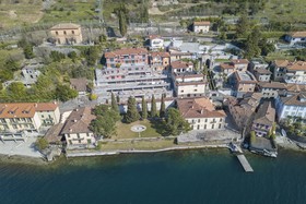 Fontana Del Lago