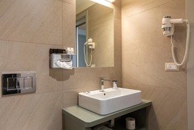 Hotel Villa Cipressi, by R Collection Hotels