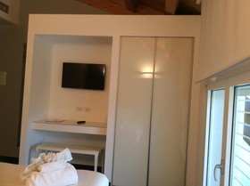 15.92 Hotel