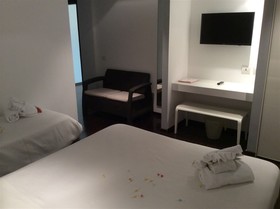 15.92 Hotel