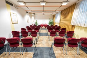 West Point Airport Hotel