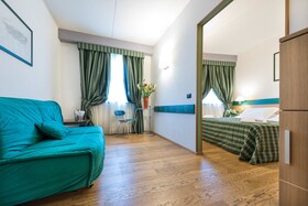 West Point Airport Hotel