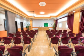 West Point Airport Hotel