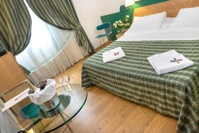 West Point Airport Hotel