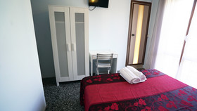 Hotel & Hostel Colombo For Backpackers