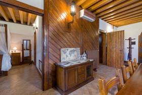 Casale Medievale-Per La Dolce Vita