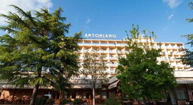 Hotel Antoniano