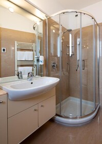 Best Western Hotel Biri