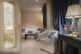 Hotel A La Commedia