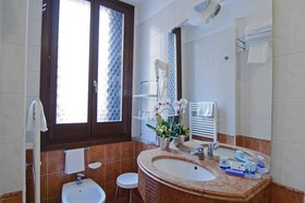 La Fenice et des Artistes