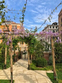 Madama Garden Retreat