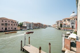 Maison Grand Canal View