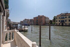 Maison Grand Canal View