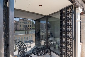 Maison Grand Canal View