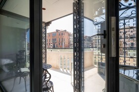 Maison Grand Canal View