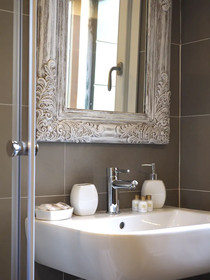 Majestic Rialto House