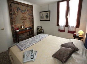 Palazzo Contarini Porta di Ferro