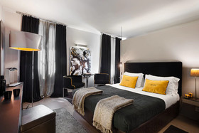 The Charming House DD724