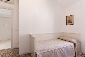 Venice Prince Apartments