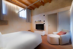 1881 Luxury Suites