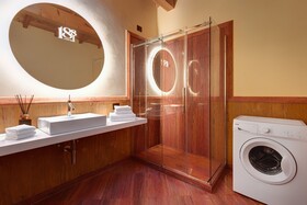 1881 Luxury Suites