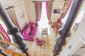 Lady Capulet Apartments