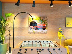 Moxy Verona