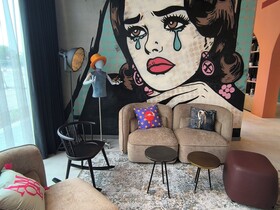 Moxy Verona