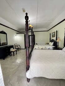 Star Light Chalet and Health Spa