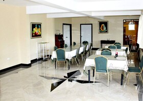 Star Light Chalet and Health Spa