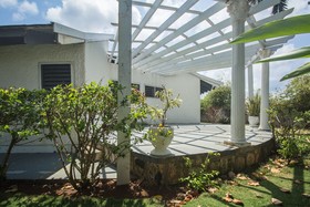 Villa Island Breeze