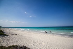 Yellow Canary Beach Villa