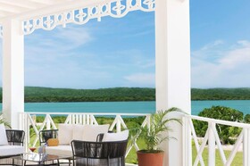 Excellence Oyster Bay