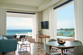 Excellence Oyster Bay