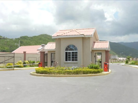 Caymanas Adrian's Vacation Rental Home