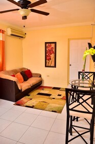 Kingston Sunset Guest Apartment