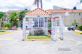 Oaklands Apartment Complex