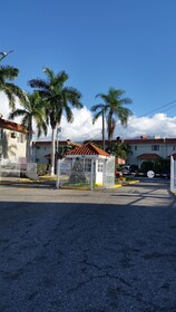 Oaklands Apartment Complex