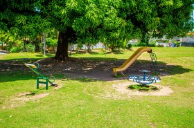Oaklands Apartment Complex