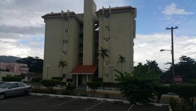 Oaklands Apartment Complex